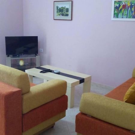 Bed And Breakfast Pogradec Esterno foto